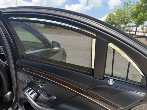 Used 2018 Mercedes-Benz S 560 Sedan image 30