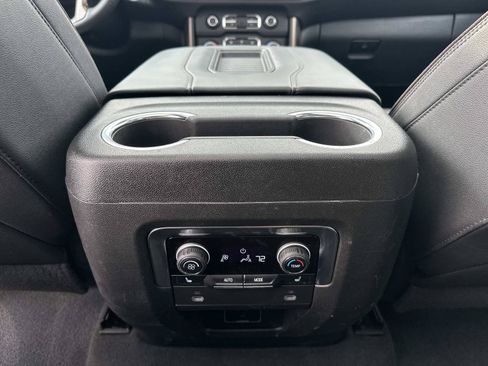 Certified 2024 Chevrolet Suburban High Country AWD/4WD image 14