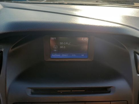 Used 2017 Ford Focus SE image 18