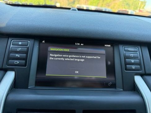 Used 2016 Land Rover Discovery Sport SE AWD/4WD image 13