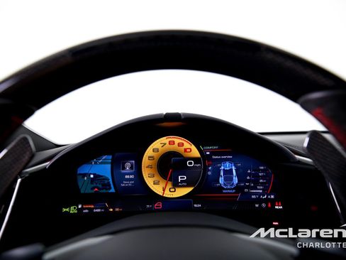Used 2022 Ferrari Roma RWD image 13