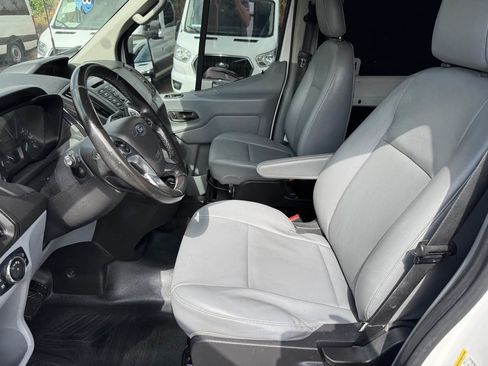 Used 2019 Ford Transit 250 130 Medium Roof RWD image 25