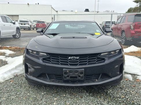 Used 2021 Chevrolet Camaro LT image 3