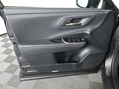 Used 2024 Toyota Crown AWD/4WD image 17