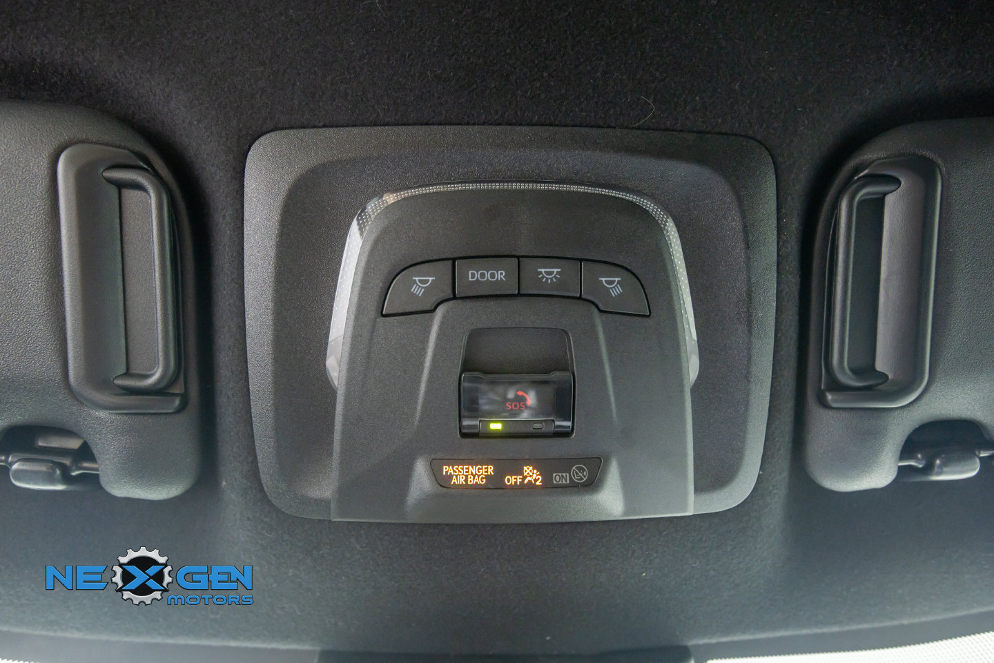 Used 2023 Toyota Corolla SE AWD/4WD image 24