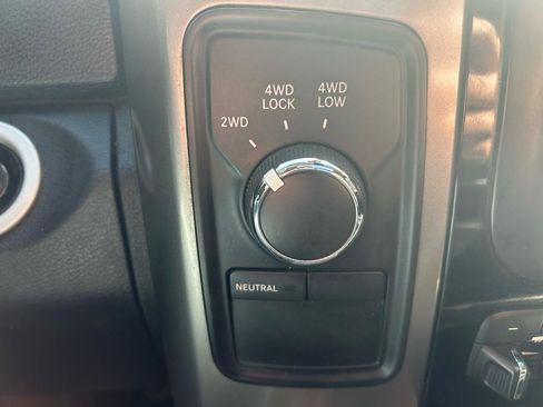 Used 2018 RAM 3500 Laramie w/ Sport Appearance Group image 31