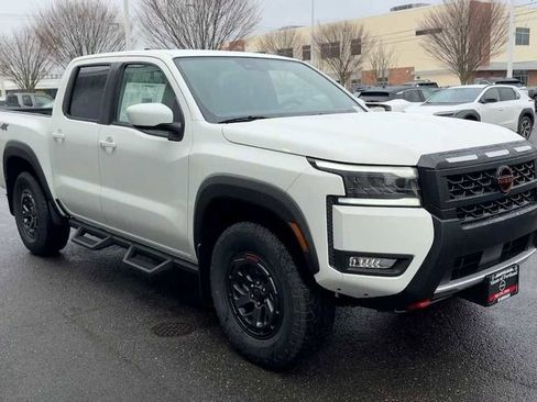 New 2026 Nissan Frontier PRO-4X w/ Tow Package image 5