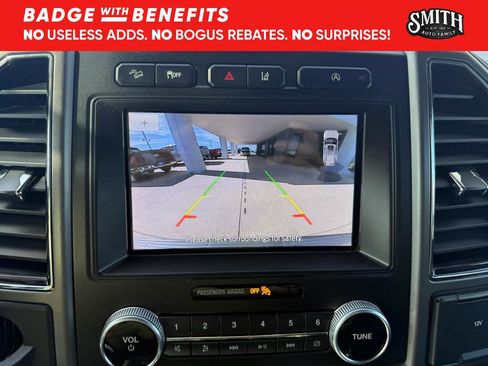 Used 2021 Ford Expedition Max XLT image 14