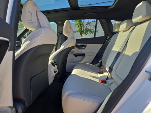Certified 2026 Mercedes-Benz GLC 300 4MATIC image 13