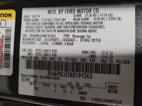 Used 2019 Ford Fusion SE FWD image 33