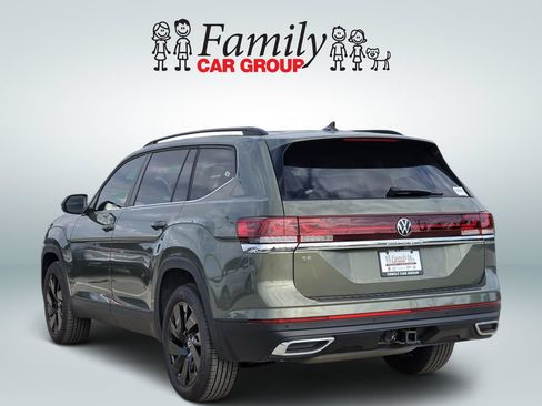 New 2026 Volkswagen Atlas SE FWD image 3