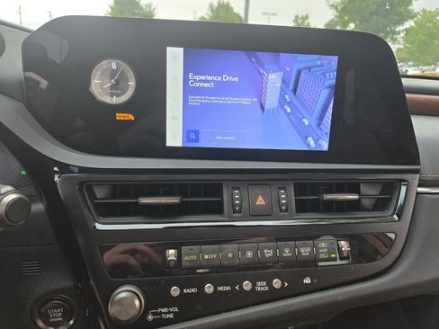 Certified 2024 Lexus ES 350 w/ Premium Package FWD image 20