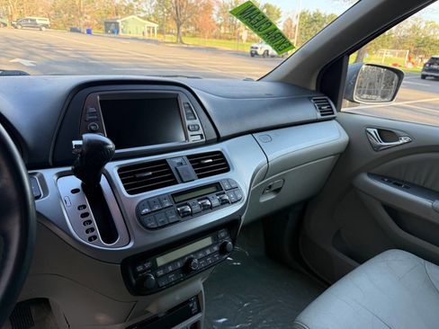Used 2008 Honda Odyssey EX-L image 11