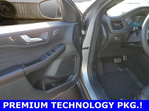 Certified 2023 Ford Escape ST-Line Elite w/ Premium Technology Package image 14