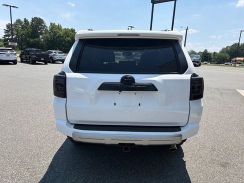 Used 2023 Toyota 4Runner TRD Off-Road Premium w/ Off Road Premium Plus Package AWD/4WD image 7