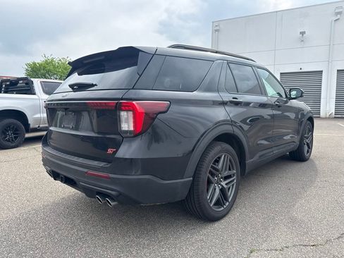 Used 2025 Ford Explorer ST w/ Sun And Sound Package AWD/4WD image 11