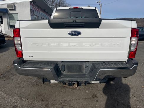 Used 2022 Ford F250 XL w/ STX Appearance Package image 4