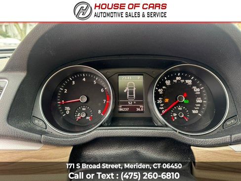 Used 2017 Volkswagen Passat 1.8T SE image 29