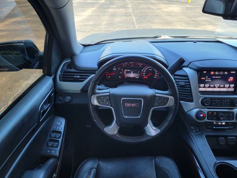 Certified 2016 GMC Yukon SLT image 15