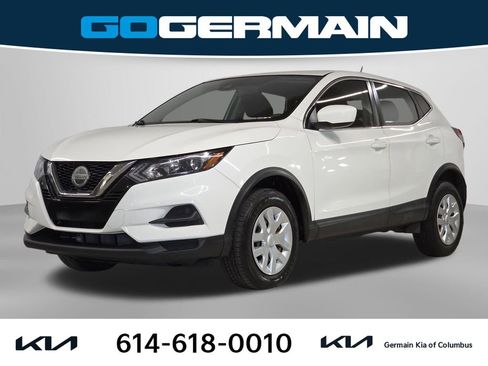 Used 2020 Nissan Rogue Sport S FWD image 1