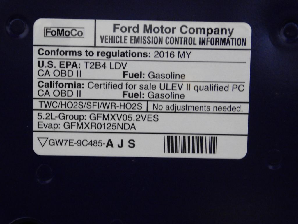 Used 2016 Ford Mustang Shelby GT350 w/ Technology Package RWD image 86