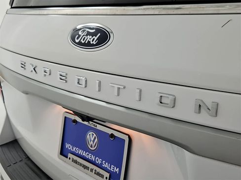 Used 2024 Ford Expedition Max XL image 12