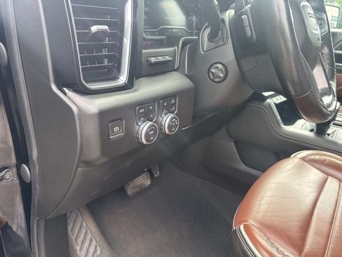 Used 2023 GMC Sierra 1500 Denali Ultimate AWD/4WD image 21