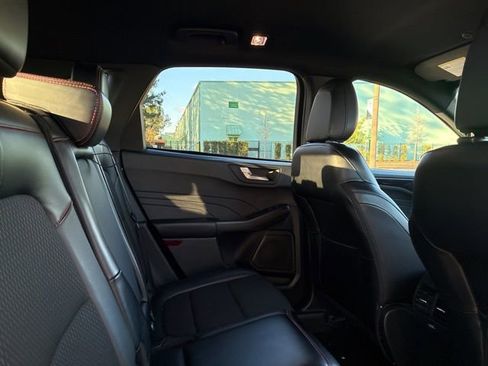 Used 2025 Ford Escape ST-Line image 23