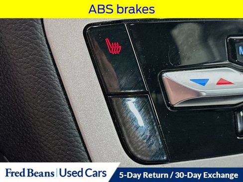 Used 2023 Ford Explorer XLT AWD/4WD image 24