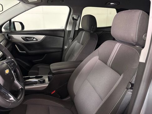 Used 2025 Chevrolet Blazer LT FWD image 21