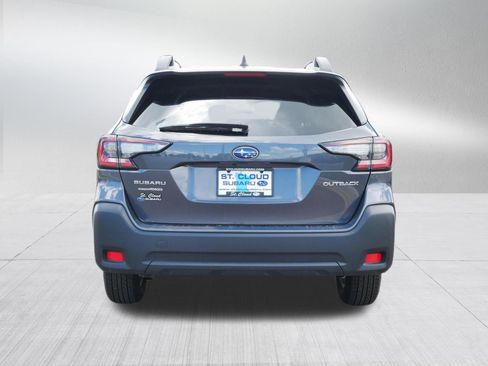 Used 2025 Subaru Outback Premium AWD/4WD image 6