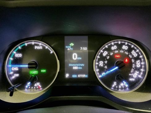 Certified 2021 Toyota RAV4 XLE w/ Convenience Package image 21