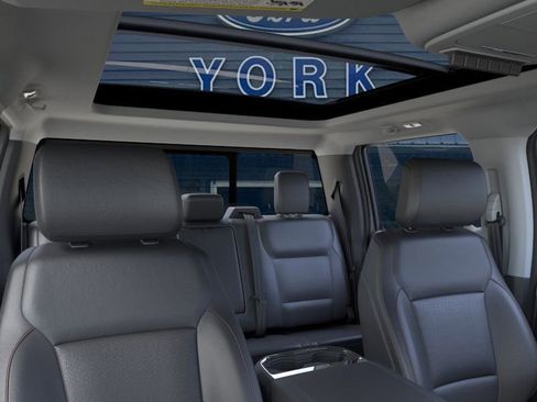 New 2026 Ford F250 Lariat w/ Chrome Package image 22