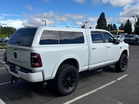 Used 2024 RAM 2500 Big Horn w/ Night Edition AWD/4WD image 5
