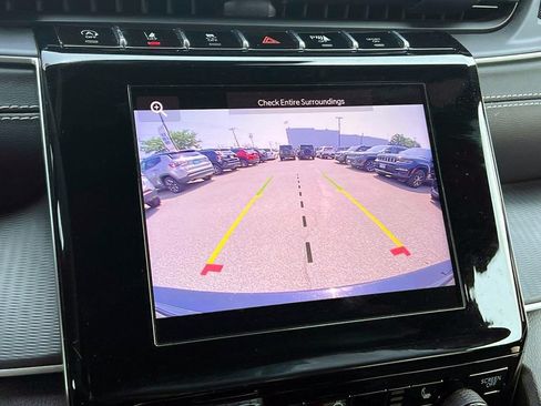 Certified 2023 Jeep Grand Cherokee Altitude AWD/4WD image 33