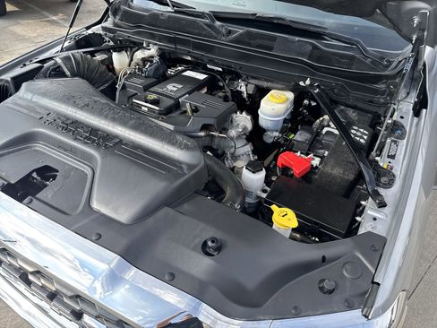 Used 2024 RAM 2500 Big Horn image 39