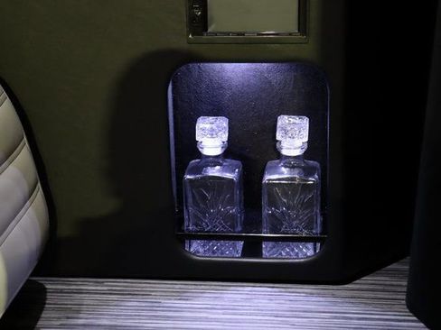 Used 2023 Mercedes-Benz Sprinter 2500 image 20