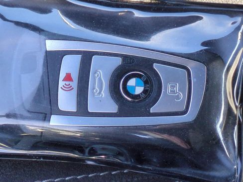 Used 2020 BMW M4 CS w/ Executive Package image 37