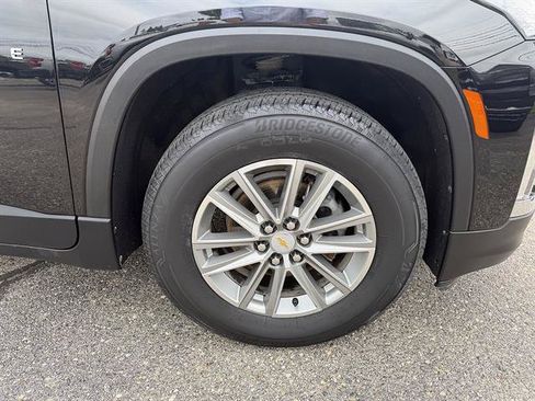 Used 2023 Chevrolet Traverse LT AWD/4WD image 5