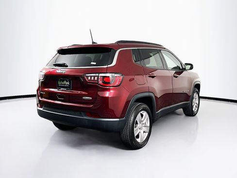 Used 2022 Jeep Compass Latitude image 9