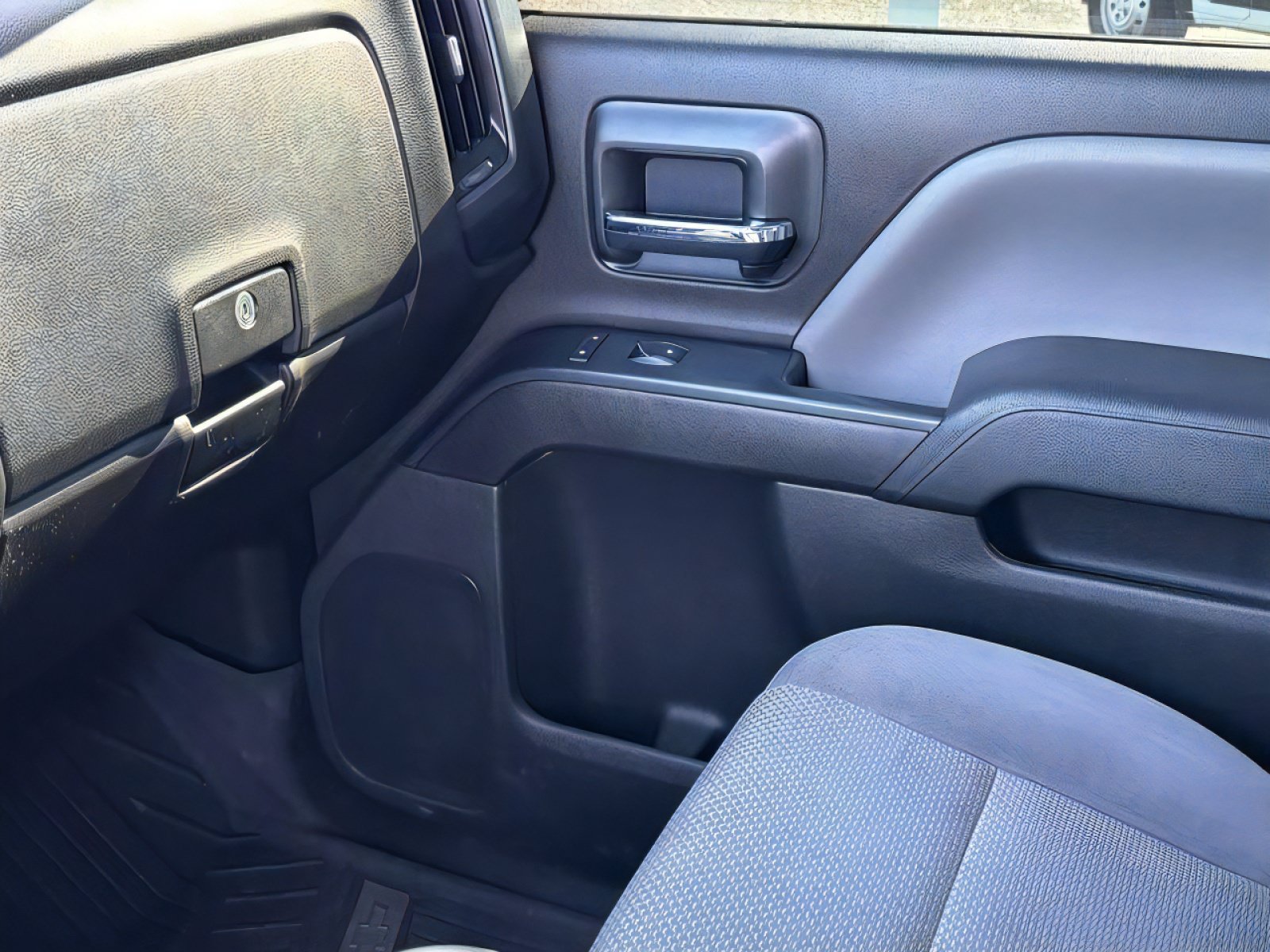 Used 2016 Chevrolet Silverado 1500 W/T w/ Trailering Package RWD image 19