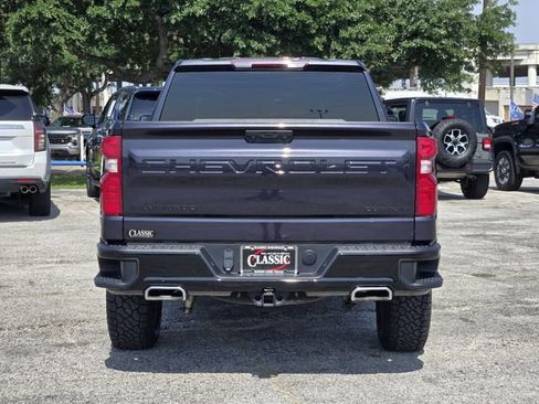 Used 2022 Chevrolet Silverado 1500 Custom Trail Boss AWD/4WD image 6