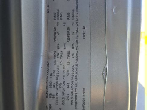 Used 2016 Chevrolet Express 2500 image 13