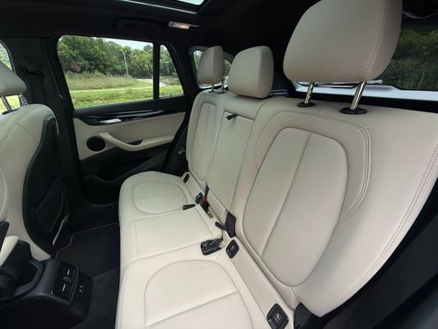 Used 2021 BMW X1 xDrive28i w/ Convenience Package image 23