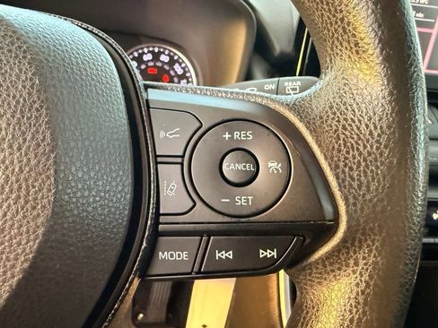 Used 2019 Toyota RAV4 LE w/ All Weather Liner Package AWD/4WD image 20