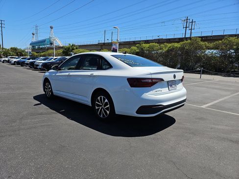 Used 2024 Volkswagen Jetta S FWD image 7
