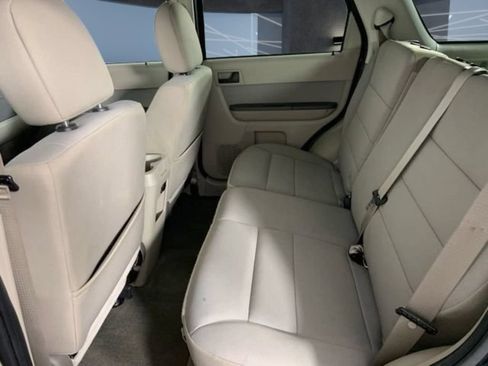 Used 2012 Ford Escape XLT AWD/4WD image 18