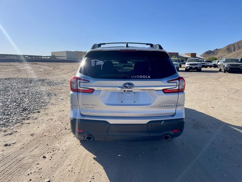 Used 2023 Subaru Ascent Premium w/ Convenience Package AWD/4WD image 4