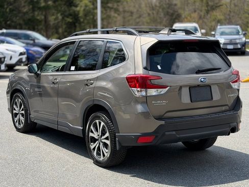 Used 2021 Subaru Forester Limited AWD/4WD image 3