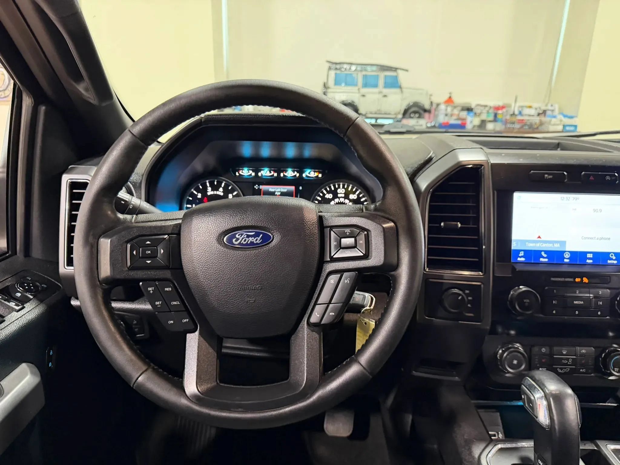 Used 2020 Ford F150 XLT w/ Equipment Group 302A Luxury AWD/4WD image 49